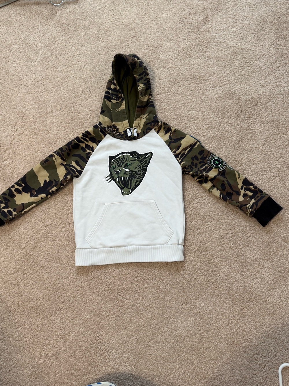 Givenchy Kids Camouflage Sleeve Hoodie with Panther Patch - Green & White